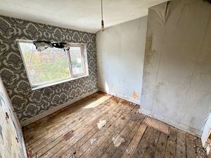 Photo 1- click for photo gallery